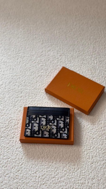 جزدان بطاقات DIOR