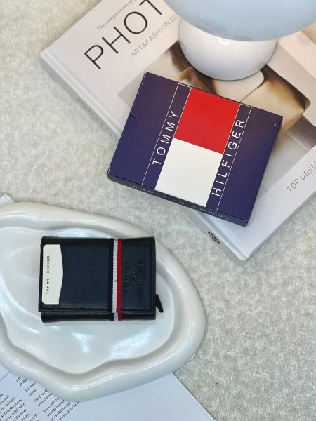 جزدان بطاقات TOMMY كوالتي ماستر