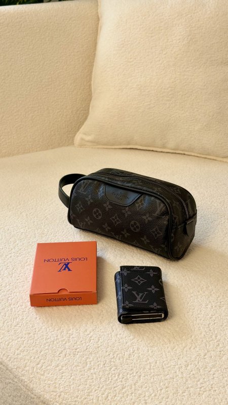 شنطة يد + جزدان LV كوالتي ماستر 🛍️