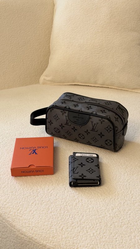 شنطة يد + جزدان LV كوالتي ماستر 🛍️