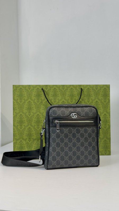 شنطة كتف Gucci كوالتي ماستر 👝
