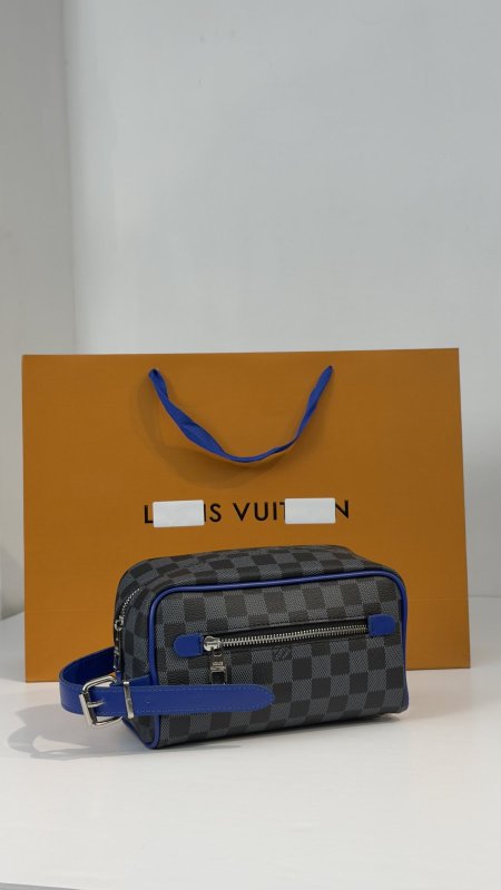 شنطة يد حجم اكبير كوالتي ماستر 👝