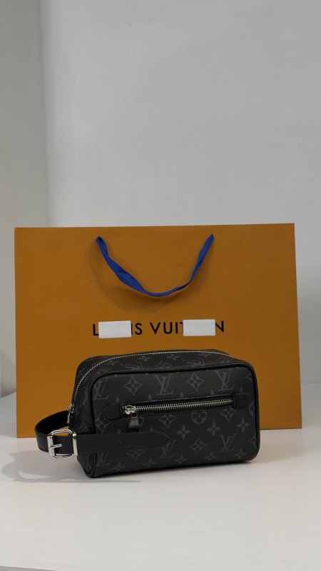 شنطة يد حجم اكبير كوالتي ماستر 👝