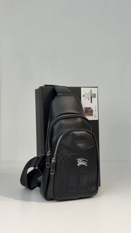 شنطة كتف BURBERY كوالتي ماستر شامل علبة 🎒