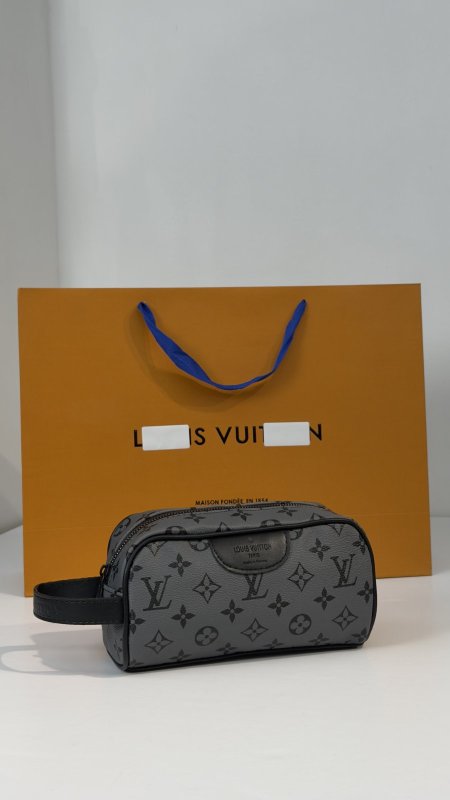 شنطة يد كوالتي ماستر 👝
