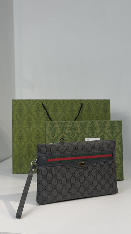 كلتش COACH كوالتي ماستر شامل علبة 👝