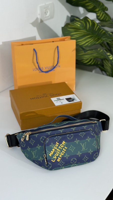 شنطة خصر كوالتي ماستر شامل علبة 👝