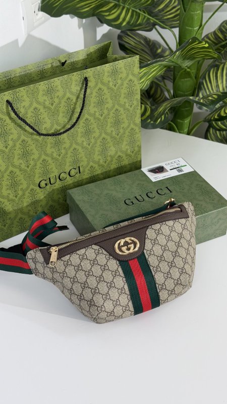 شنطة خصر كوالتي ماستر شامل علبة 👝