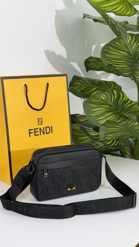 شنطة كتف كوالتي ماستر 👝